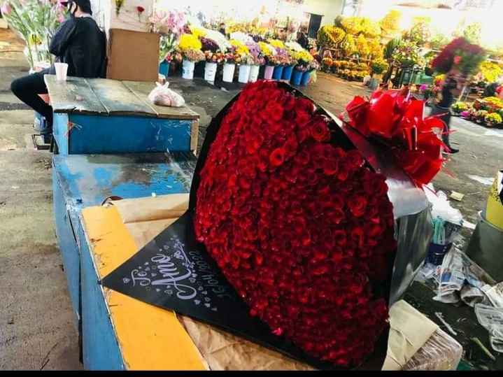 Ramo Buchón con 500 Rosas de Invernadero || Arreglo Gigante con 500 Rosas Premium